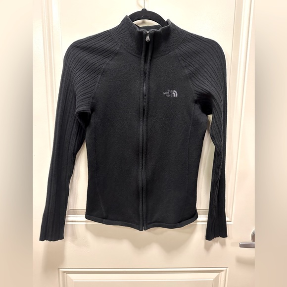 The North Face Jackets & Blazers - Vintage Y2K rare The North Face zip up jacket, size S, ribbed sleeves , black